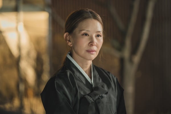 《淚之女王》配角臥虎藏龍!李主儐是拳擊冠軍,金秀賢姐張允柱是超模,她竟是一代影后