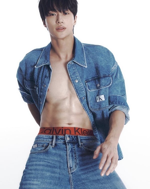 Calvin Klein歷代韓星代言人:Jennie辣出新高度、韓網預測新代言人是NCT的「他們」!