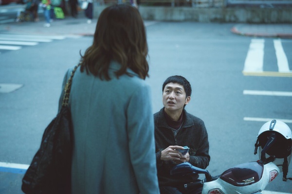 《不夠善良的我們》幕後故事：許瑋甯一夜換5位男友，賀軍翔的參考原型是「他」？