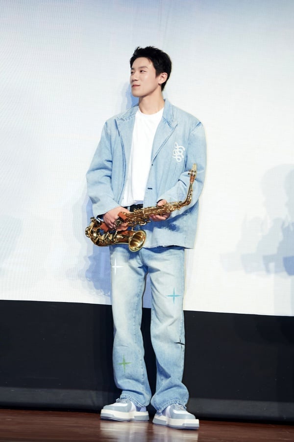 四月陸劇9位男主！李現185公分，《承歡記》許凱187、《惜花芷》胡一天188腿都好長啊