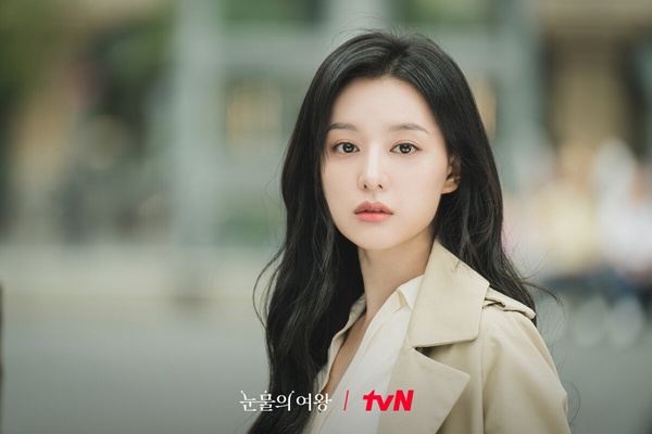 《淚之女王》7個秘密!演員全是首選,爺爺求導演想和金智媛拍對手戲,金秀賢出演是這原因
