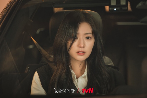 《淚之女王》7個秘密!演員全是首選,爺爺求導演想和金智媛拍對手戲,金秀賢出演是這原因