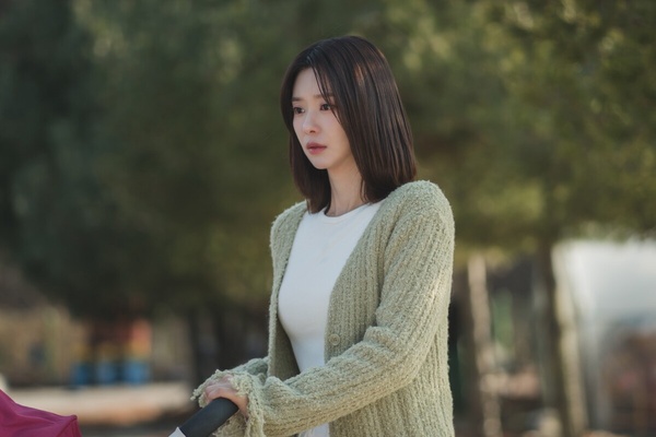 《淚之女王》結局後演員近況!金秀賢爭奪百想視帝,金智媛變廣告女王,李主儐新劇搭他