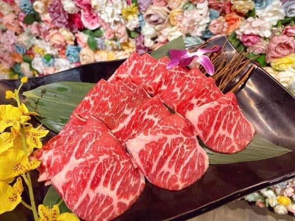 5月生日優惠餐廳:新馬辣經典麻辣鍋/新馬辣經典麻辣鍋Plus+ -免費升級美國Prime神仙牛吃到飽