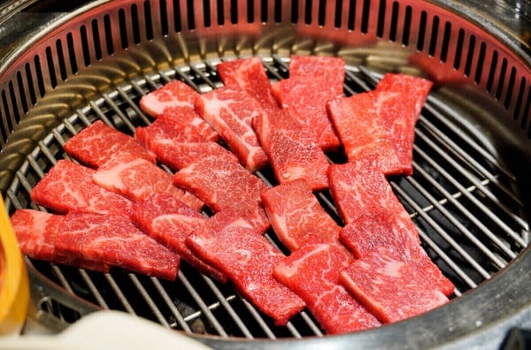 5月生日優惠餐廳:熊一頂級燒肉-免費升級美國見島和牛或SRF極黑和牛吃到飽