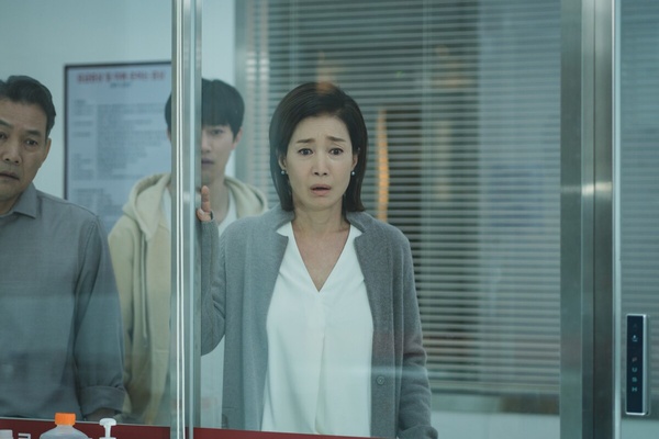 《淚之女王》結局幕後!郭東延中文台詞是金智媛教的,導演也認證金秀賢金智媛像真夫妻