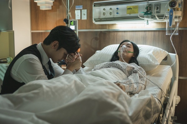 《淚之女王》結局幕後!郭東延中文台詞是金智媛教的,導演也認證金秀賢金智媛像真夫妻
