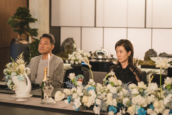 《淚之女王》結局幕後!郭東延中文台詞是金智媛教的,導演也認證金秀賢金智媛像真夫妻