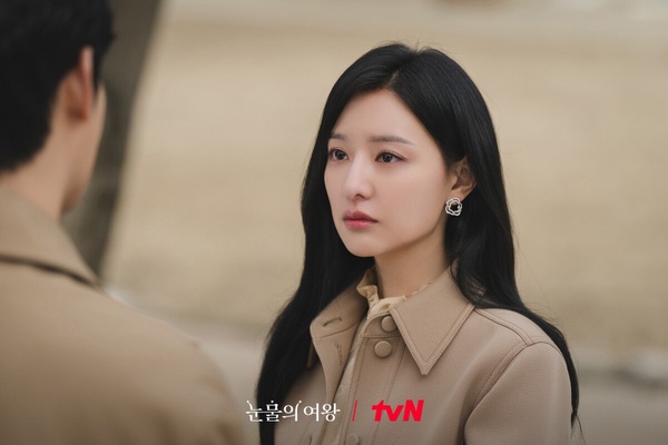 《淚之女王》結局沒說的秘密!金智媛認為海仁就是幸運草,李主儐也不知道建宇是誰兒子?