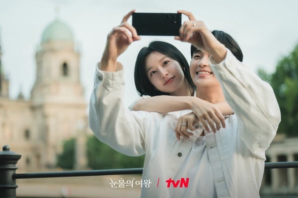 《淚之女王》結局沒說的秘密!金智媛認為海仁就是幸運草,李主儐也不知道建宇是誰兒子?