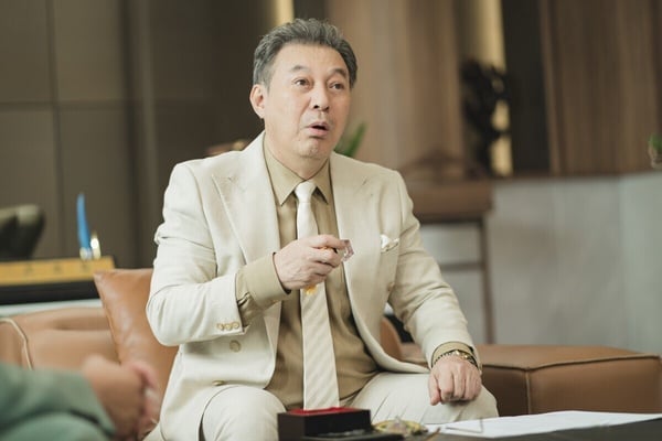 《淚之女王》結局沒說的秘密!金智媛認為海仁就是幸運草,李主儐也不知道建宇是誰兒子?
