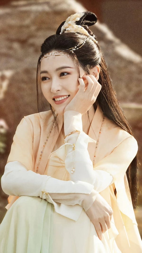 網評2024古裝劇最愛的古裝美人造型TOP10！《惜花芷》張婧儀落榜，趙露思第5，冠軍是她