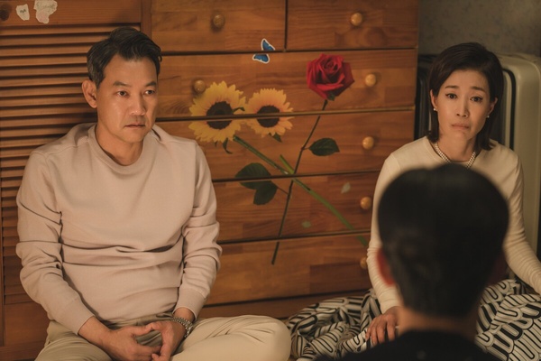 8位令人意外的「學霸韓星」! 《淚之女王》金智媛爸是首爾大出身,金秀賢嫂學歷更驚人