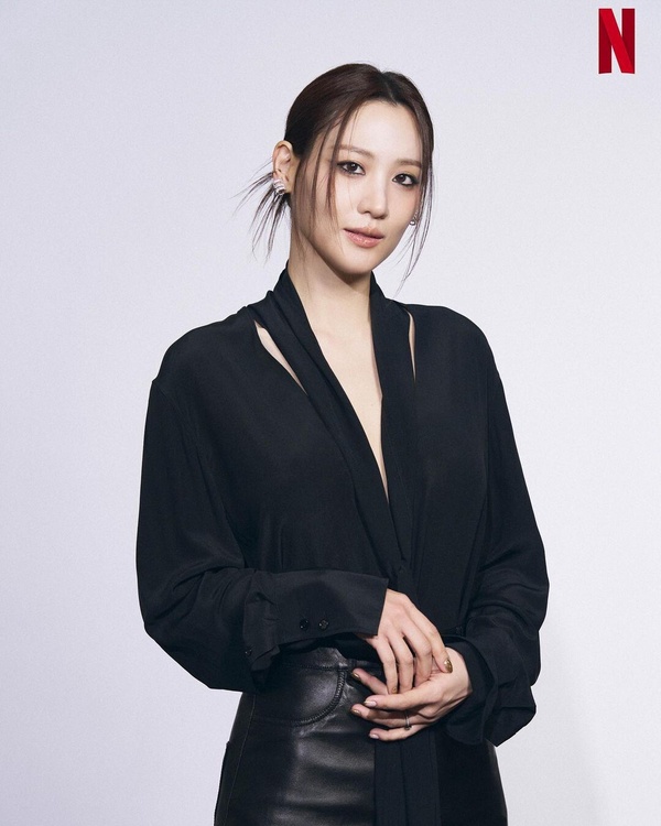8位令人意外的「學霸韓星」! 《淚之女王》金智媛爸是首爾大出身,金秀賢嫂學歷更驚人