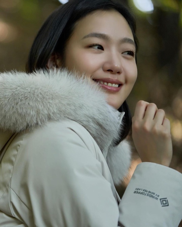 韓國90後百想影后只有這三位!金高銀32歲封后,全鐘瑞26歲,她20歲成百想史上最年輕影后