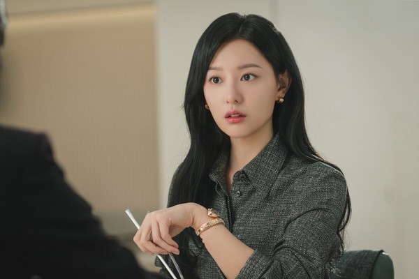 歷年「熱度最高」韓劇演員TOP10！《淚之女王》金智媛第6，金秀賢空降第4，冠軍難超越