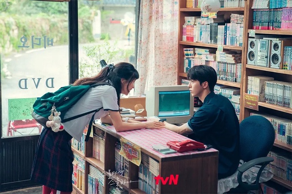網評8部「人生最愛」韓劇!《機醫》療癒人心,《星你》百看不厭,這部網公認一生推