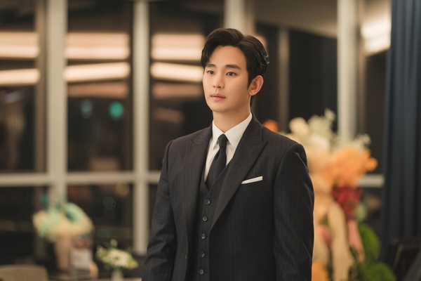 日網票選《淚之女王》最愛「演員角色」TOP10!李主儐第9,朴成焄第3,冠軍打敗金智媛