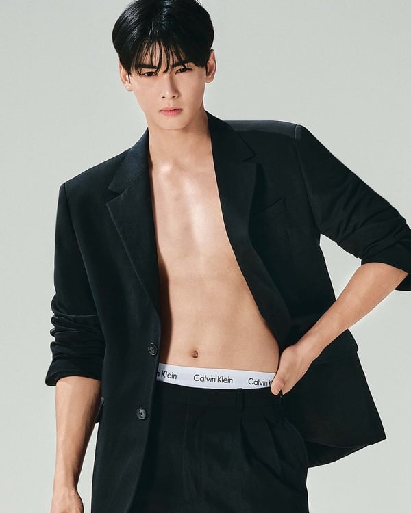 10位「身材超HOT」男偶像:柾國身材臉蛋反差感太強,SEVENTEEN的他根本直女天菜!
