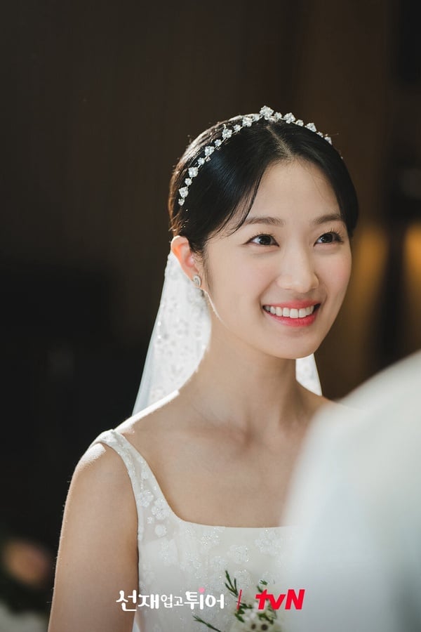 韓網熱議「2024最美韓劇婚紗照」TOP6！千玗嬉輸《背著善宰跑》金惠奫，冠軍沒人不服！