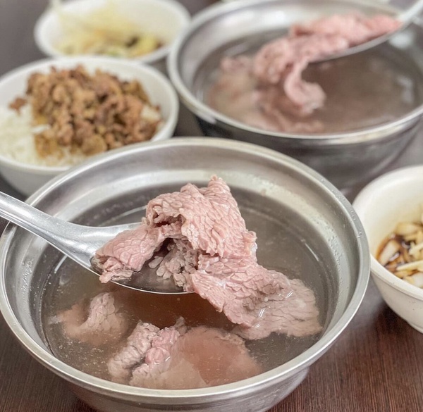 台南牛肉湯必吃推薦TOP 3：阿財牛肉湯