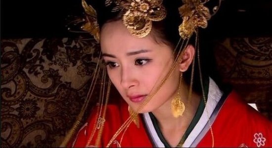 陸劇9個讓人意難平的白月光!《慶餘年》葉輕眉被燒死《陳情令》師姐擋劍死，但慘不過她