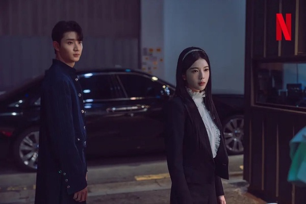 六月熱播韓劇評價!Netflix《名校的階梯》評價慘,《聯結》、《碰撞搜查線》都超好看