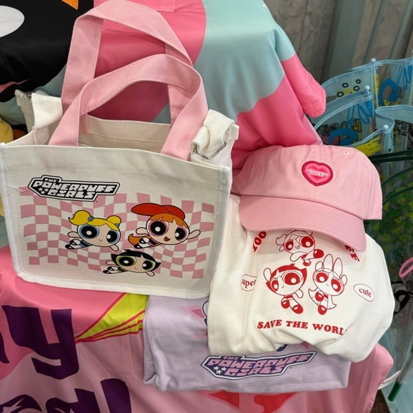 7-11「飛天小女警」集點送！花花&amp;泡泡&amp;毛毛玩偶、水晶球馬克杯、兩用頸枕等40款一次看