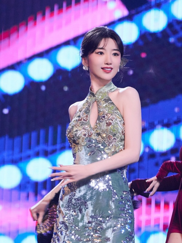 6位被家人坑慘的陸劇演員！張若昀告父親，毛曉彤被威脅，井柏然出生28天就被拋棄！