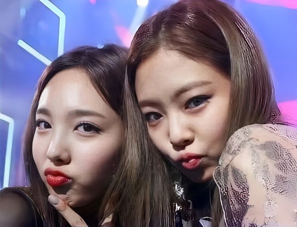 TWICE娜連十件事TWICE娜連十件事