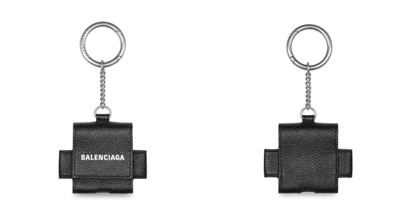 畢業禮物「精品包款/配件」推薦：Balenciaga EARPODS HOLDER耳機套，NT$8,500