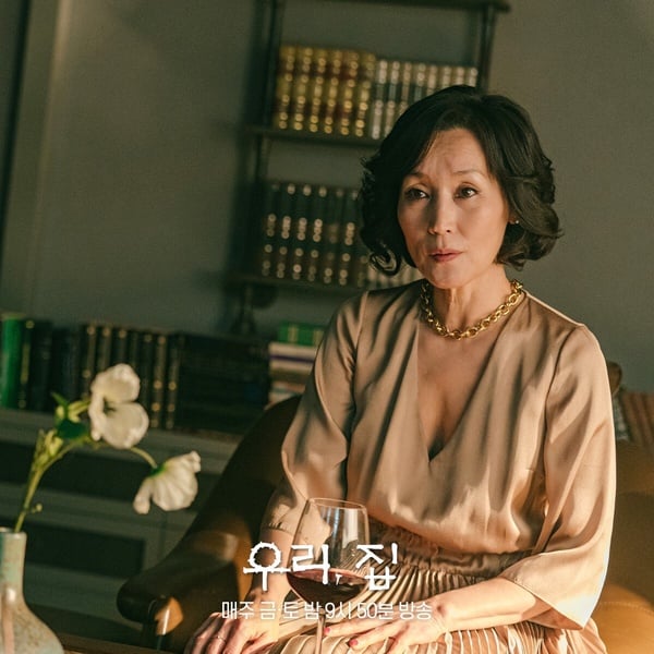 6月韓劇演員品牌評價TOP10！《背著善宰跑》金惠奫第3輸《雖然不是英雄》千玗嬉，冠軍