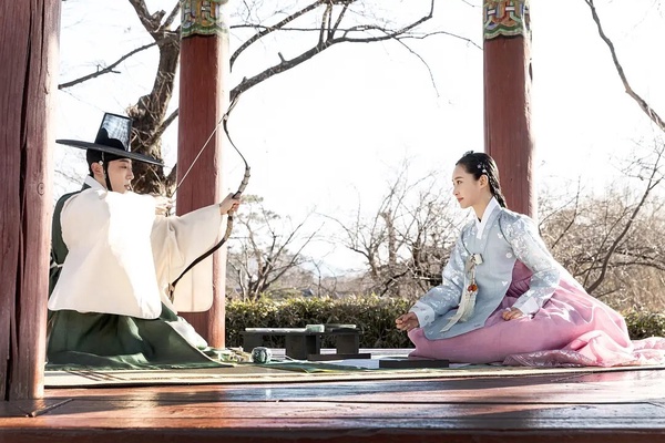 日網票選「最有趣」愛情韓劇TOP10！《哲仁王后》第9輸《步步驚心》，冠軍從頭精彩到尾
