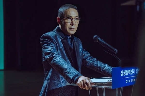 盤點10位韓劇「財閥爺爺」:《淚之女王》洪滿臺被愛情沖昏頭,《財閥家》陳養喆超難忘