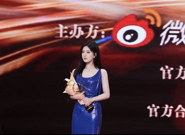 「趙露思」人物全解析:專精古箏的陸劇花旦,代表作《星漢燦爛》《偷偷藏不住》