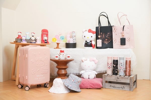 7-11「Hello Kitty」集點送夢幻登場！KITTY巨大存錢筒、香氛時鐘、公仔盲盒等40款看這