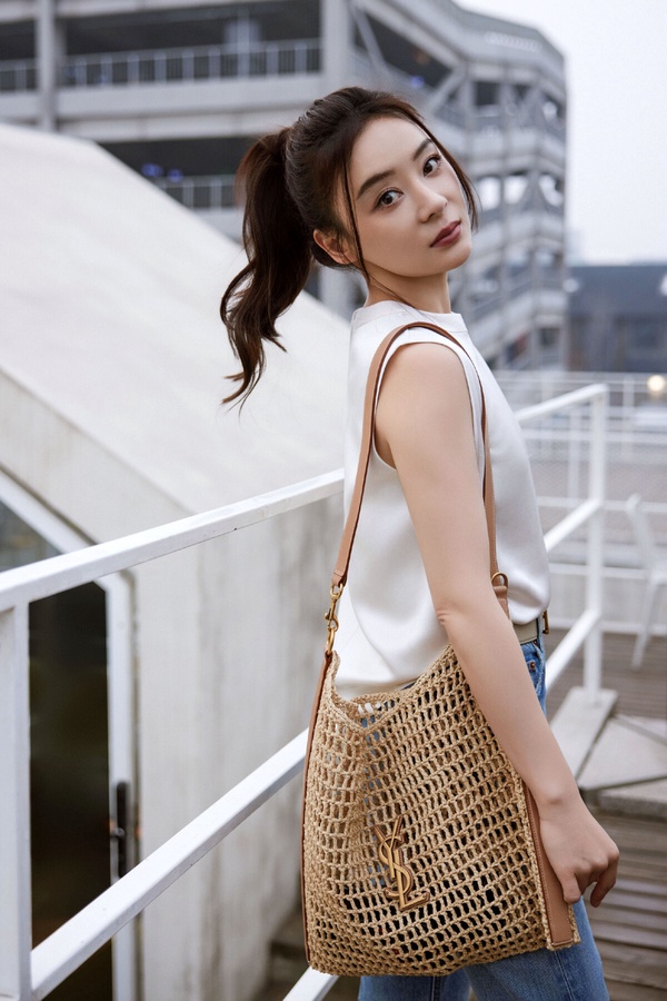 10位「紅極一時」陸劇女主不同命!《墨雨雲間》吳謹言翻紅,楊冪口碑跌,這2位自毀前程