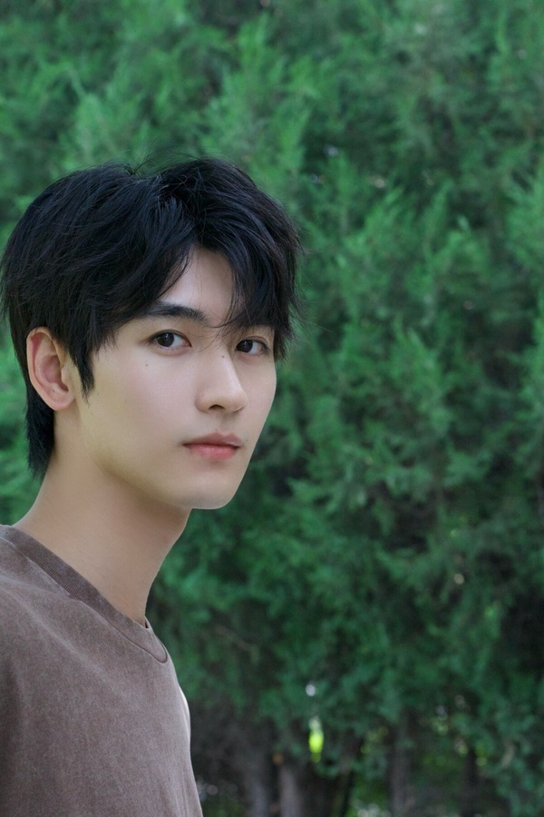 2024上半年陸劇男主「抖音播放量」TOP10!《墨雨雲間》王星越3.6億第八,冠軍竟破78億