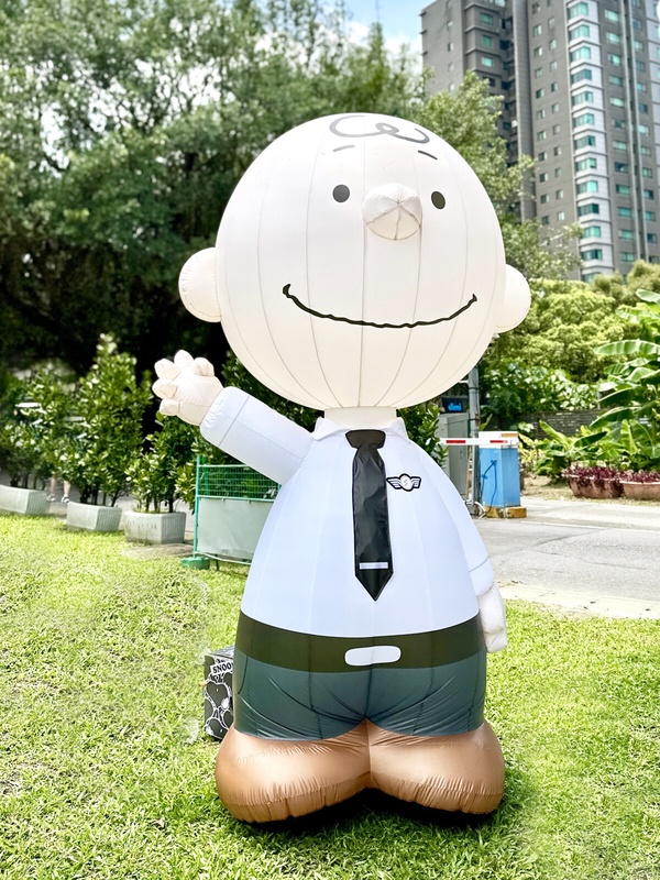 史努比粉絲必拍！史努比快閃店超大史努比、查理布朗一定要拍照打卡！
