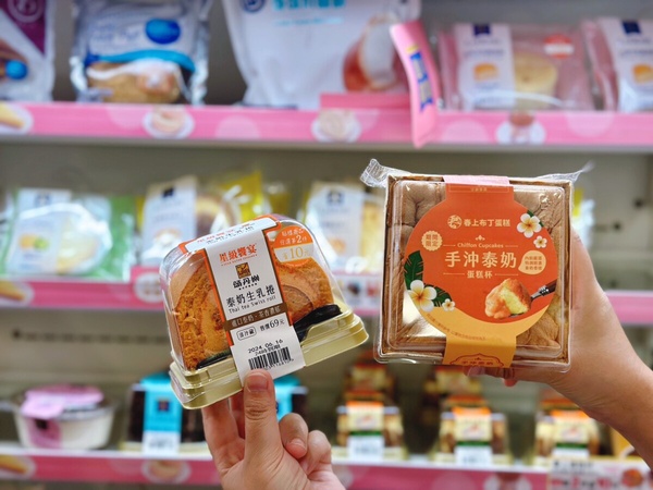 7-11「夏季話題美食」登場!臺虎鳳梨椰椰思樂冰、泰奶生乳捲、醜比頭白桃銅鑼燒超欠吃
