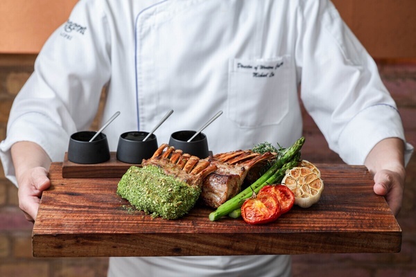 7月生日優惠餐廳：台北晶華酒店-「紐西蘭犢牛帶骨牛排Veal Bone-in Steak」上桌！