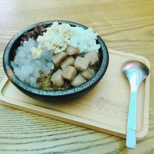 台中冰店推薦！網美必拍日系冰品、超平價的芒果冰、超吸睛的巨無霸榴槤冰都在這