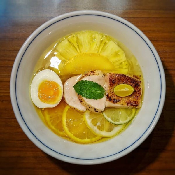 台北12間「清爽系拉麵」推薦! 拉麵控夏日必收藏清單,淡麗清湯、甘醇果香一次囊括!