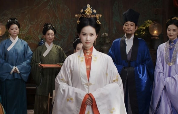 《貴女》劇情五大看點＆角色介紹：陳都靈絕美妝造宅鬥、和《墨雨雲間》同作者！