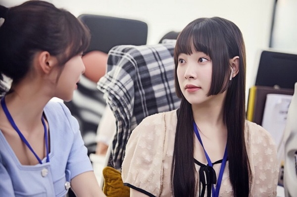 《她的日與夜》鄭恩地的閨蜜「金雅英」是誰？演過《三達里》，《SNL》成為朱玄英後輩