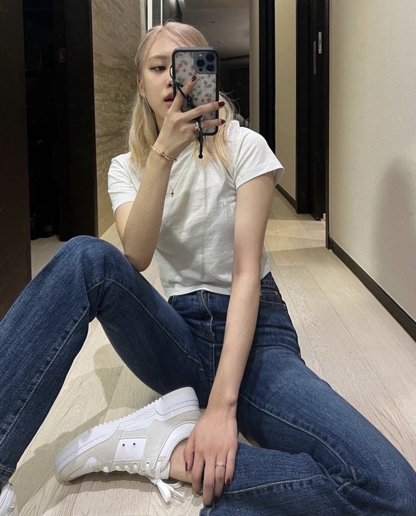 2024鬆弛感「Clean fit」穿搭要點   時尚博主、Rosé同款穿搭輕鬆GET
