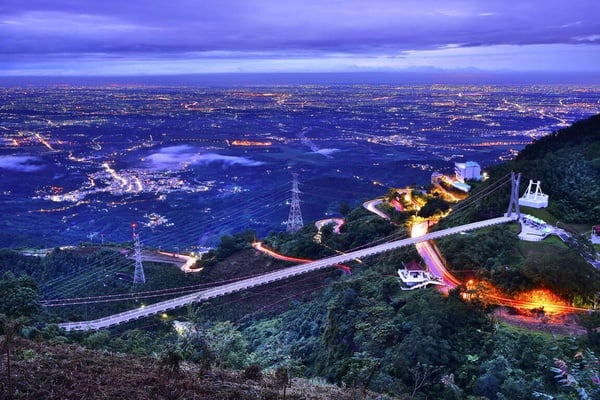 嘉義景點推薦!全台最高的景觀吊橋「太平雲梯」