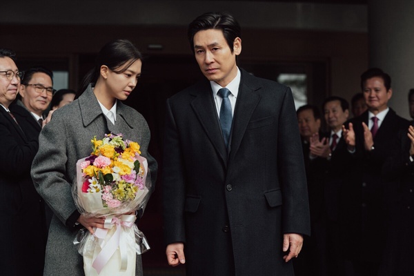 8部不期待卻超好看Netflix韓劇！《政壇旋風》《她的日與夜》意外好看，它被封黑馬神劇