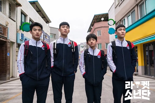 8部不期待卻超好看Netflix韓劇！《政壇旋風》《她的日與夜》意外好看，它被封黑馬神劇