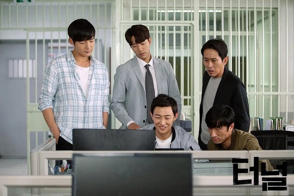 網推8部「第1集好看到最後1集」韓劇!《Moving異能》全程高能,第2、3部從頭到尾都完美